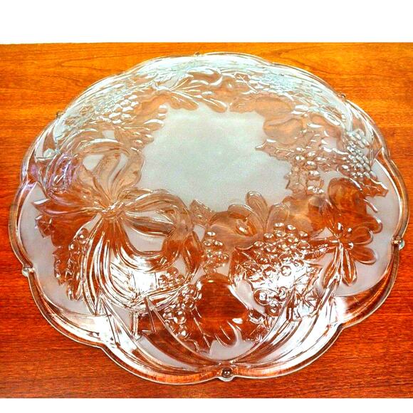 KIG Indonesia Fruitella Fruit Plate 15" Embossed Round Christmas Holiday Platter - Picture 6 of 7